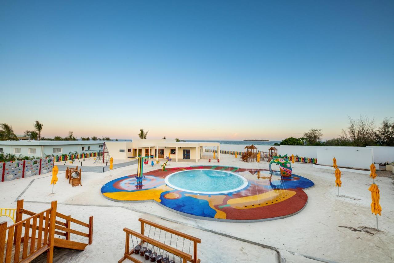 The Mora Zanzibar Hotel Matemwe  Luaran gambar The resort's water park